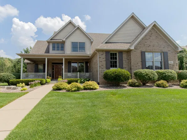 8941 Crooked Bnd, Saint John, IN 46373