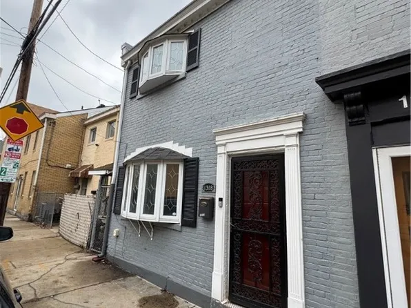 1318 Sarah St, Pittsburgh, PA 15203