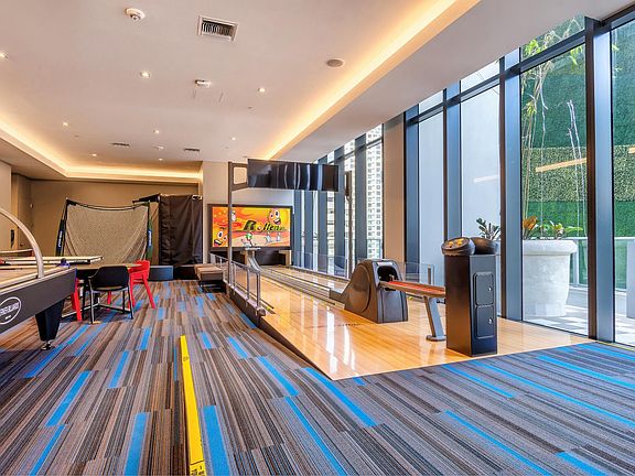 5th image of 1010 Brickell Av Miami Fl 33131