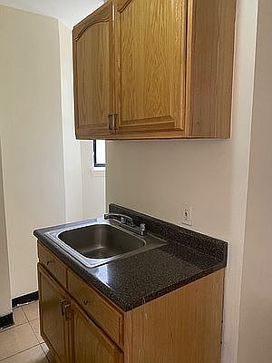 4th image of 451 E 116th St APT 20