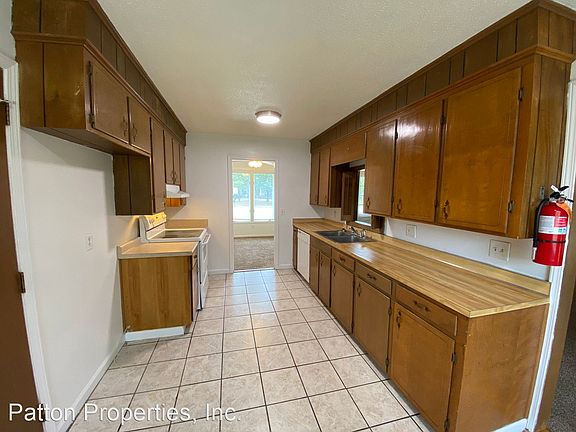 5th image of 517 Humble Dr