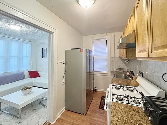 2nd image of 1128 Wheeler Ave APT 1F