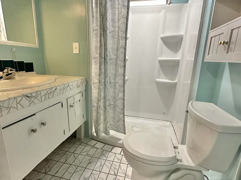 1490 N John Adams St — Photo 27