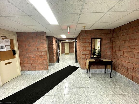 5th image of 5 Mill Pond Ct #606