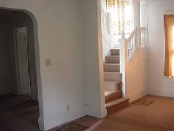 2nd image of 10704 Hampden Ave