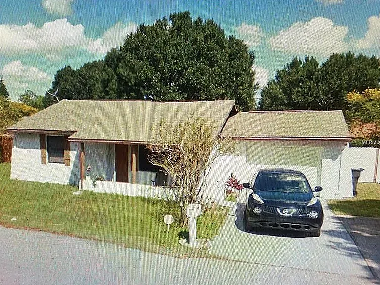 10117 Chimney Hill Ct