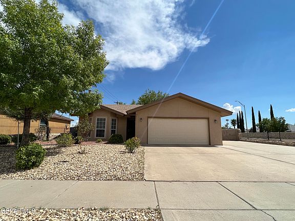 3rd image of 11300 Menlo Ave