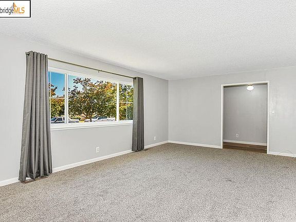 4th image of 148 Sierra Dr