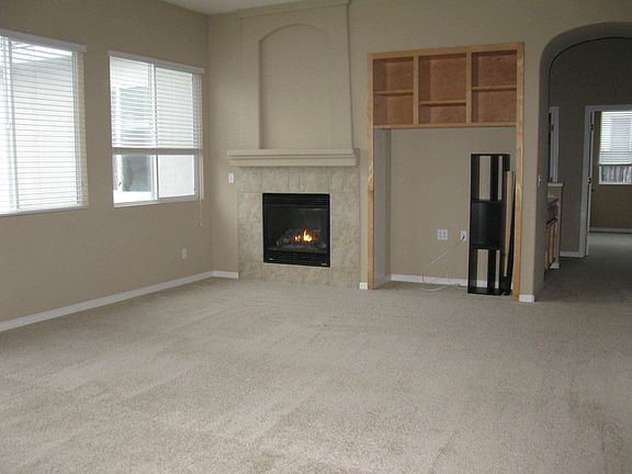 2nd image of 1616 Soledad Dr
