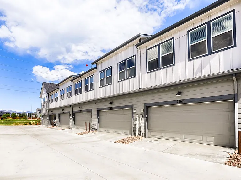 2861 Bear Springs Cir — Photo 17