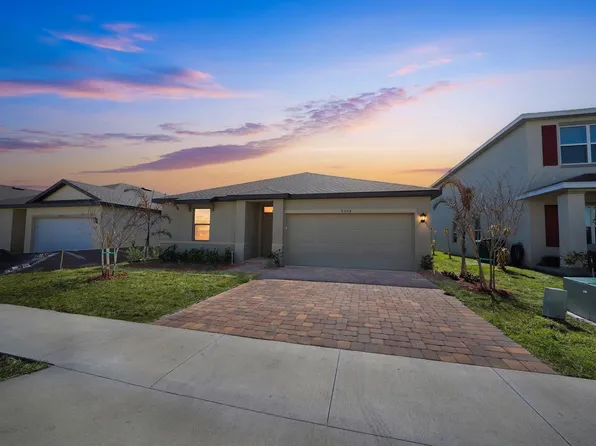 9509 Silver Sands Ln, Fort Pierce, FL 34945