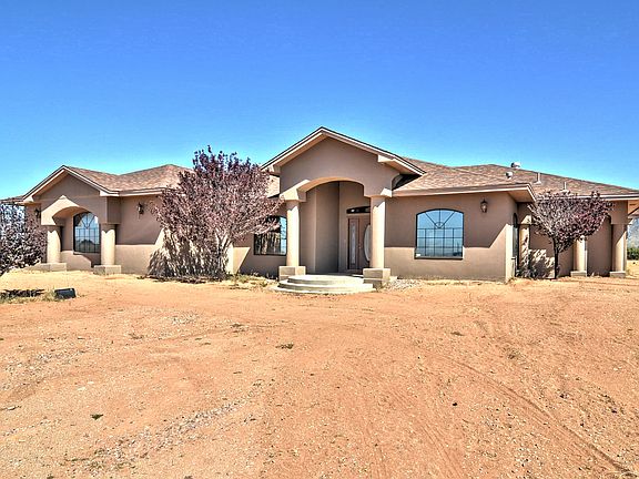 2nd image of 4860 Saromi Ln