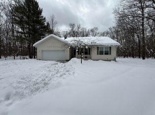 8160 W South River Dr, Grant, MI 49327