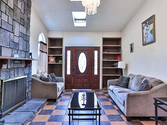 3rd image of 4215 Drucker Ave