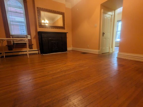 5th image of 53 W 4th Ave #1