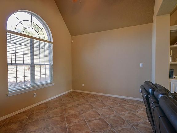 5th image of 8226 Cross Country Dr