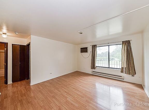 4th image of 264 Canterbury Ln APT 3