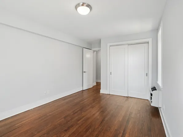 1995 Sedgewick Avenue image 5 of 10