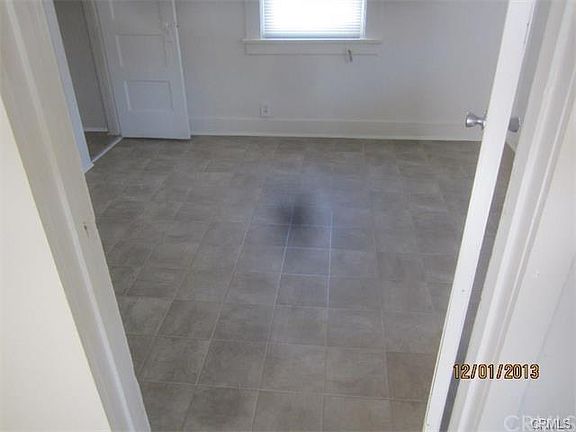5th image of 258 E 21st St