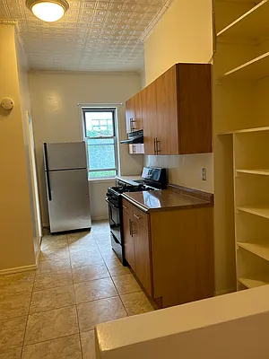 Rented by Modern Spaces | media 13