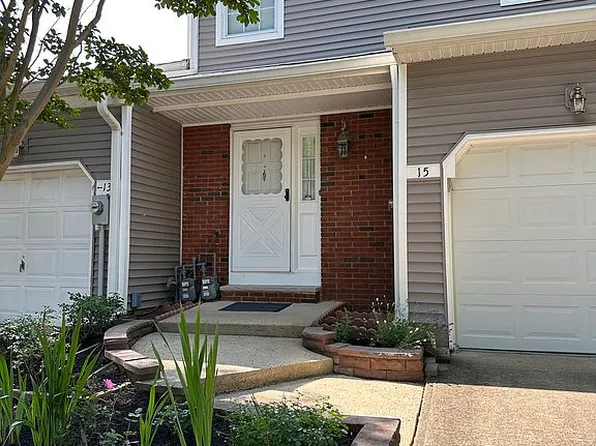 15 Redwood Dr, Eatontown, NJ 07724