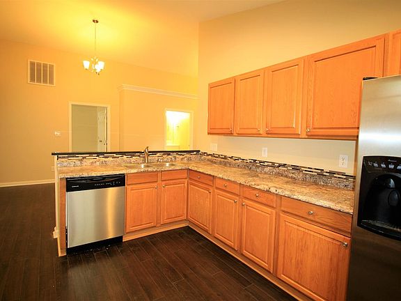 5th image of 1653 Atoma Dr