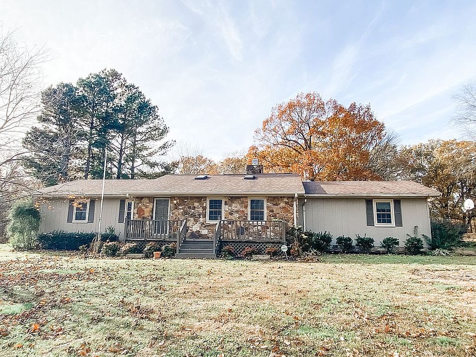 1st image of 179 Quail Hollow Dr