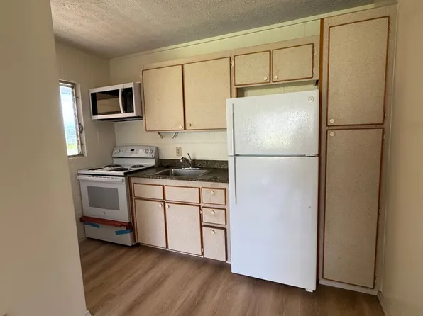 502, 320 Iliahi St #4, Hilo, HI 96720