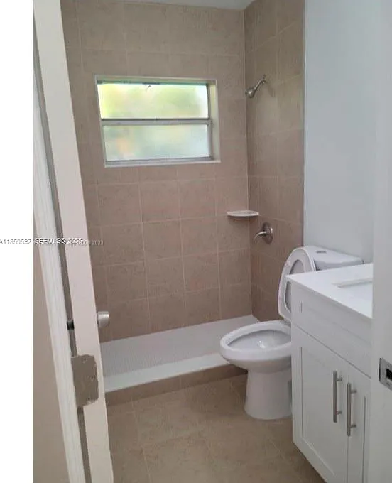 2 bed, 1100 sqft, $2,250 — Photo 4