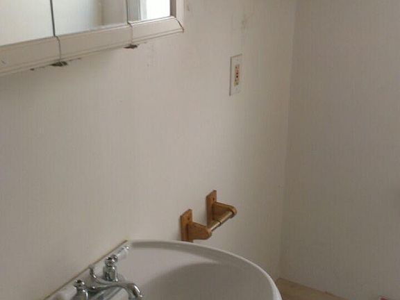 4th image of 3939 E 67th St APT 3