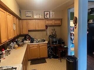 4th image of 2334 W ORANGE Drive