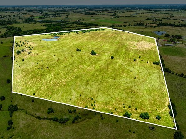 4753 Blezinger Rd, New Ulm, TX 78950