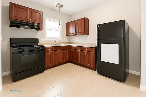 120 Plain St #2 Photo 1
