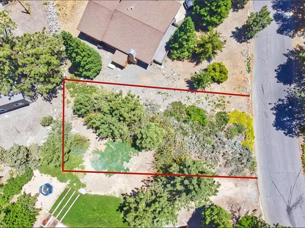 2310 E Canyon Dr #43, Wrightwood, CA 92397