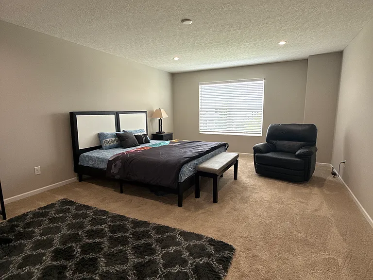 9398 Dewitt Dr — Photo 15