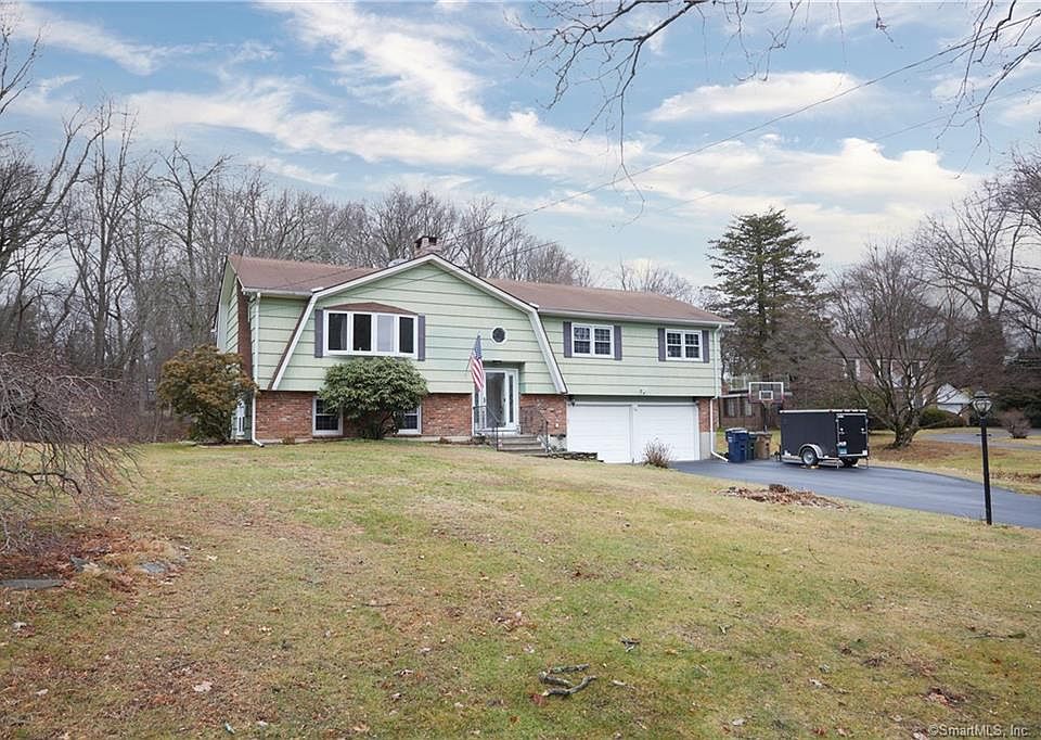 1st image of 39 Williams Rd