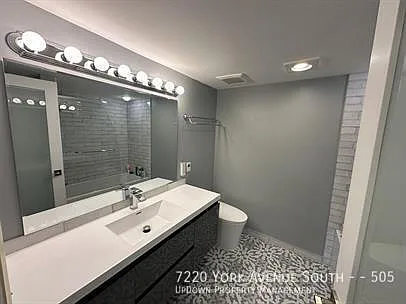 7220 York Ave S #505 — Photo 16