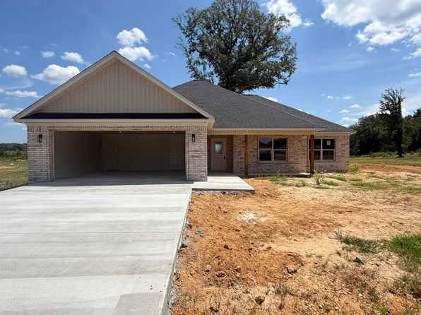 1088 Duke Dr, Bauxite, AR 72011