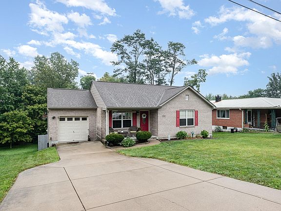 2nd image of 10238 Knob Hill Dr