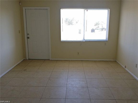 3rd image of 712 Gilbert Ave S