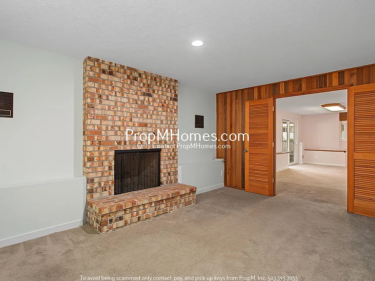 8271 SW 184th Ave — Photo 32