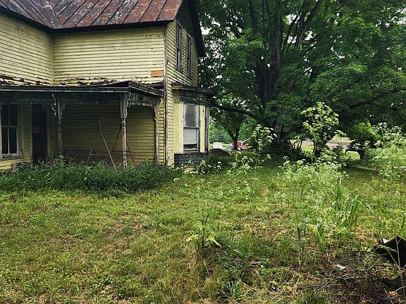 3rd image of 1752 Wakefield Mound Rd