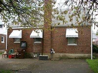 3rd image of 6912 Lois Dr