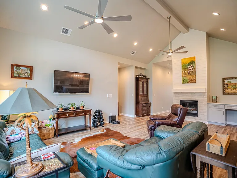 2320 Kellie Brooke Rd — Photo 9