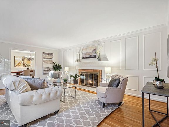 3rd image of 4187 Waterway Dr