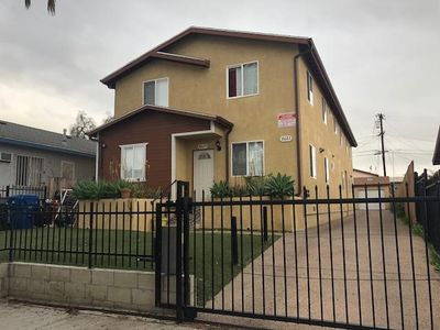 8625 Orchard Ave, Los Angeles, CA, 90044