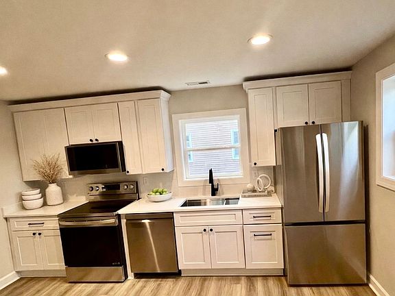 2nd image of 603 McPherson St