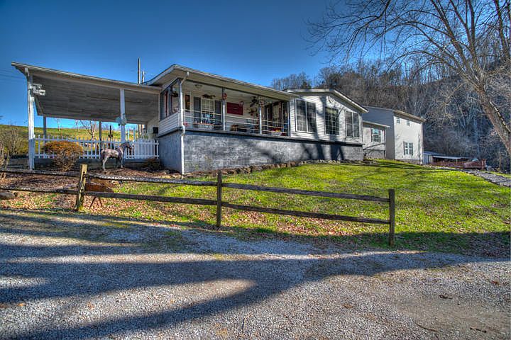 1467 Chapman Hwy Sevierville Tn 37876 Zillow