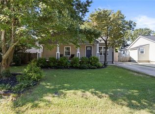 217 Sycamore Dr, Greenville, SC 29607