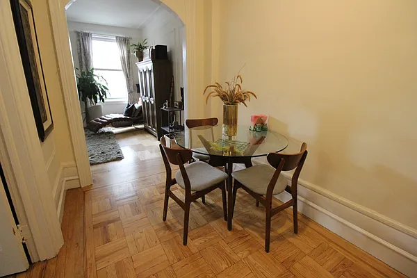 Rented by Luxor Homes & Investment Realty | media 41